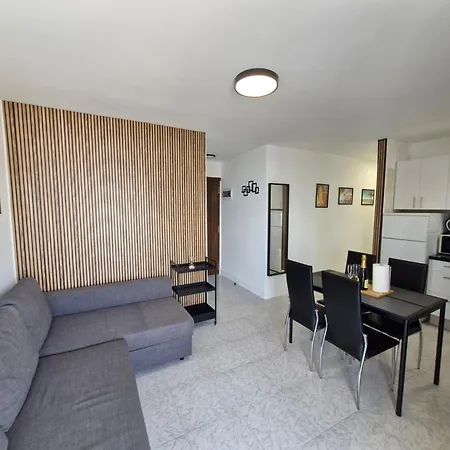 Premier View Americas Apartment *