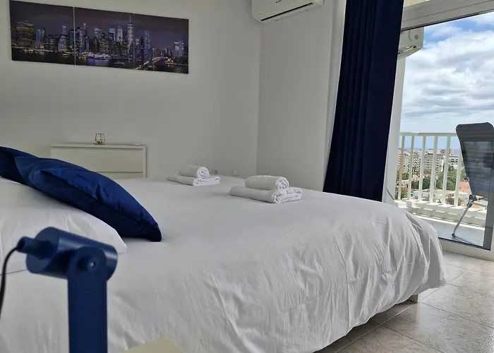 Premier View Americas 公寓 *